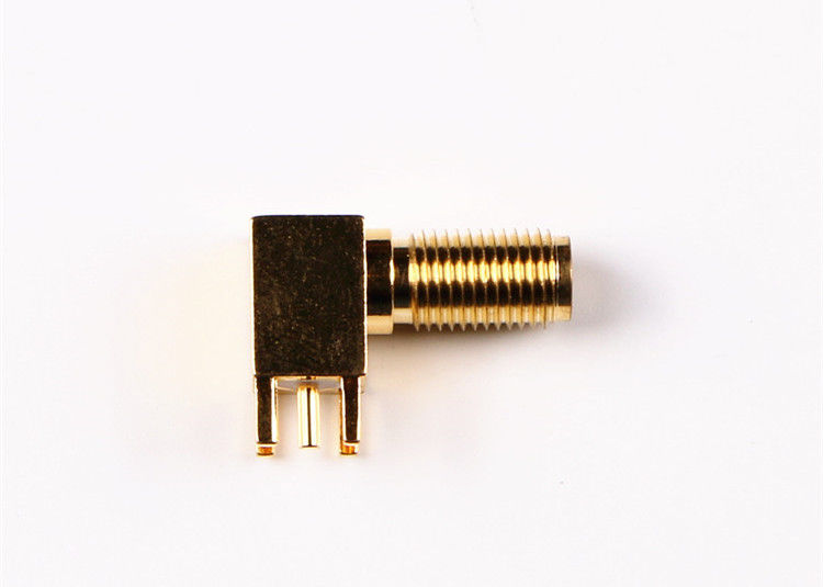มุมขวา SMA Connector ขั้วต่อตัวผู้เสียบตัวประสาน RF ตัวเชื่อมต่อโคแอกเซียลน้ำหนักเบา